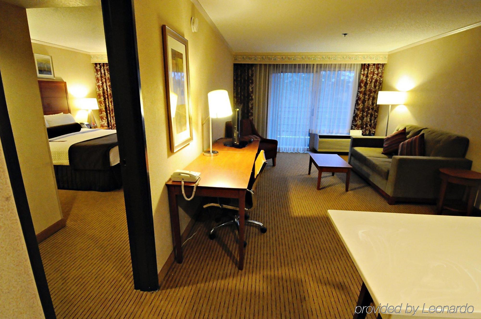 Ac Hotel By Marriott Portland Lake Oswego Exterior foto